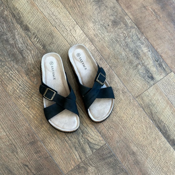 Lois Crossover Footbed Sandals - Picture 6 of 7